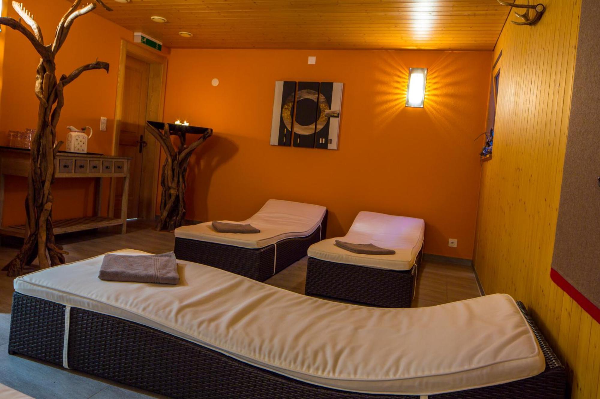 Hotel Hubertus Obergesteln Экстерьер фото