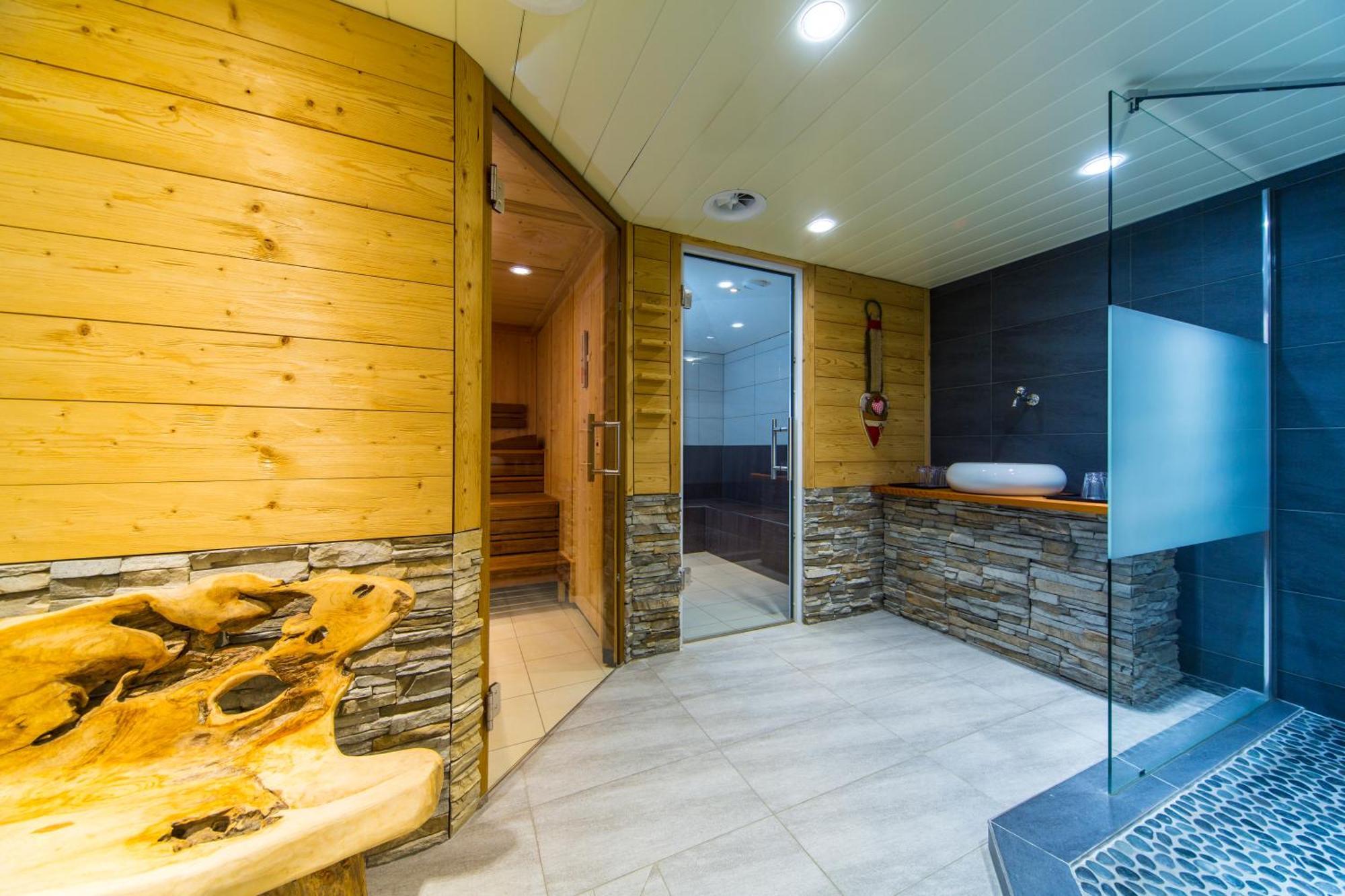 Hotel Hubertus Obergesteln Экстерьер фото