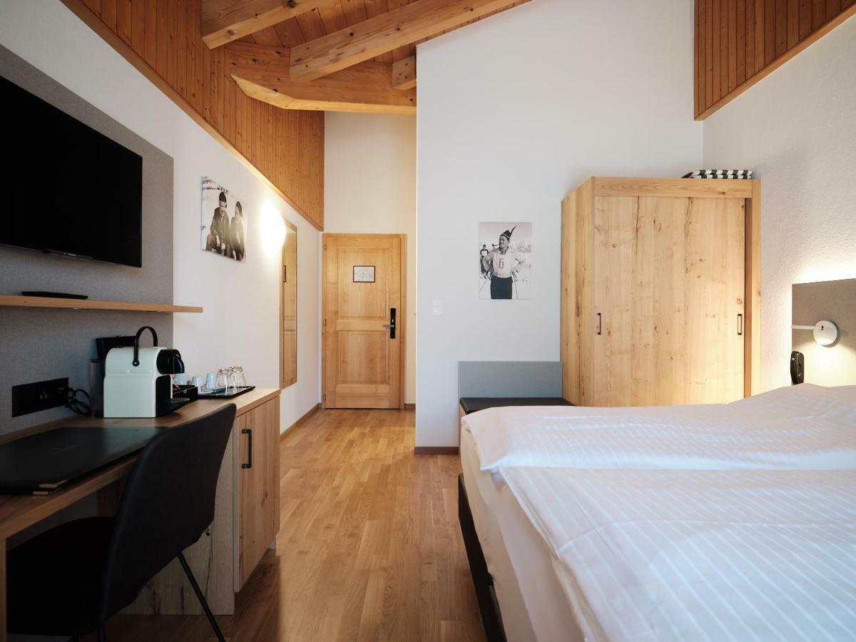 Hotel Hubertus Obergesteln Экстерьер фото